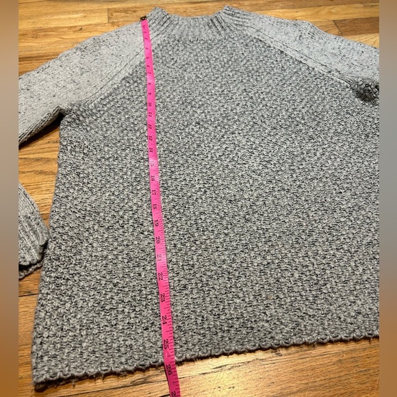 • Vince • Seed Stitch Crew in Pebble/Gray - Picture 5 of 12